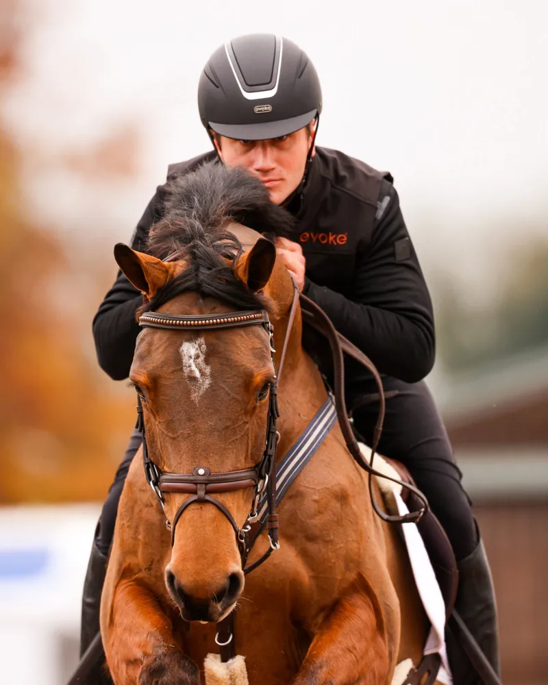 Evoke Callisto Classic Peak - Black/Silver-4